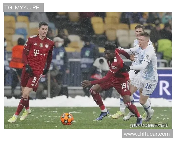 莱万欧冠表现惊艳10场打入12球稳居射手榜首位